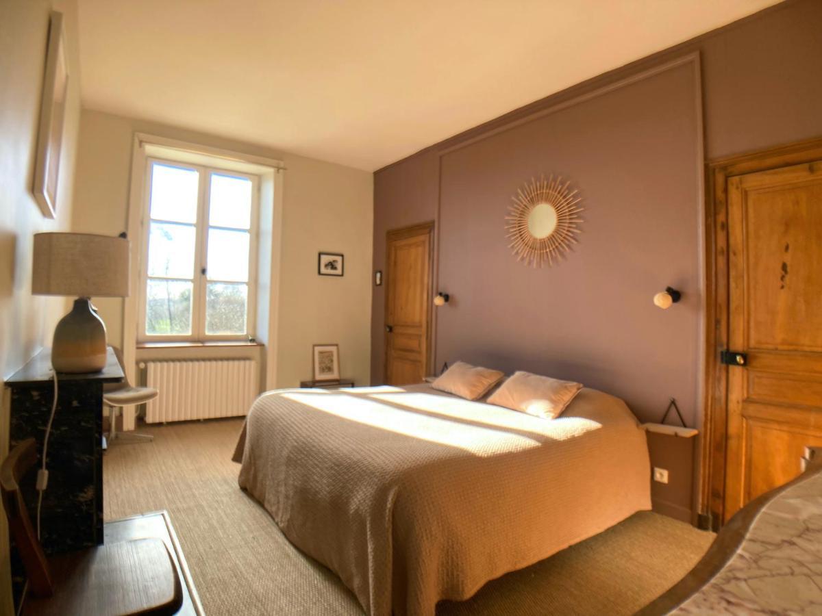 Maison D'Hotes La Doucelle Culture Et Bien-Etre Lignieres-Orgeres Bagian luar foto