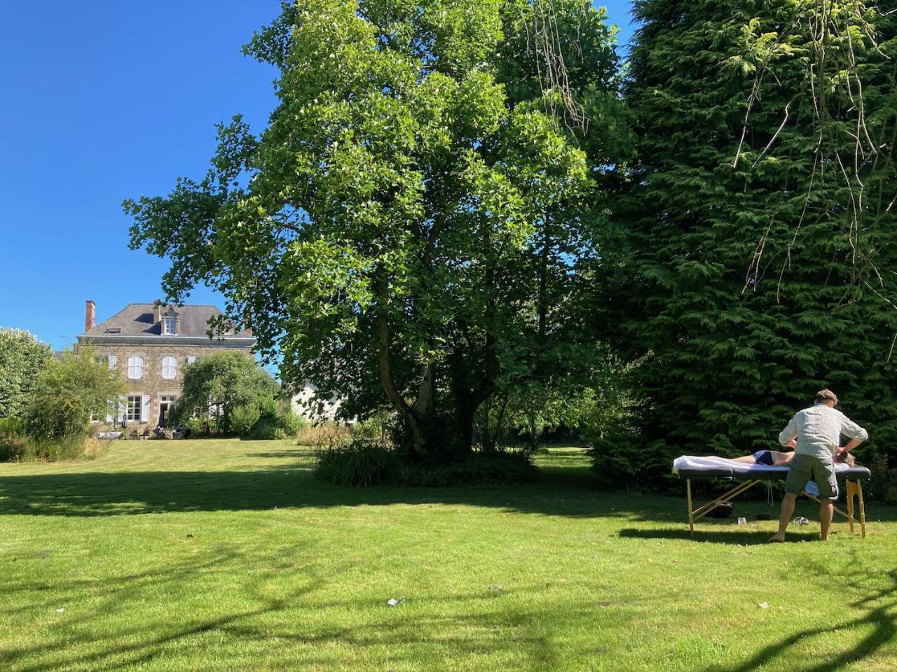 Maison D'Hotes La Doucelle Culture Et Bien-Etre Lignieres-Orgeres Bagian luar foto