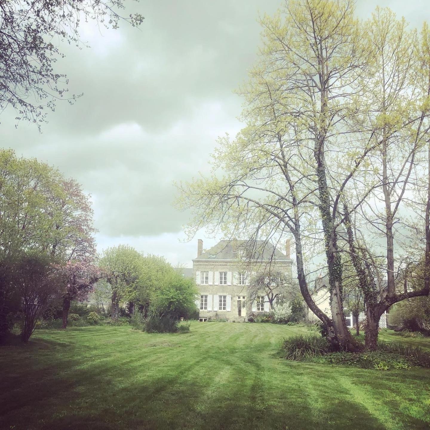 Maison D'Hotes La Doucelle Culture Et Bien-Etre Lignieres-Orgeres Bagian luar foto